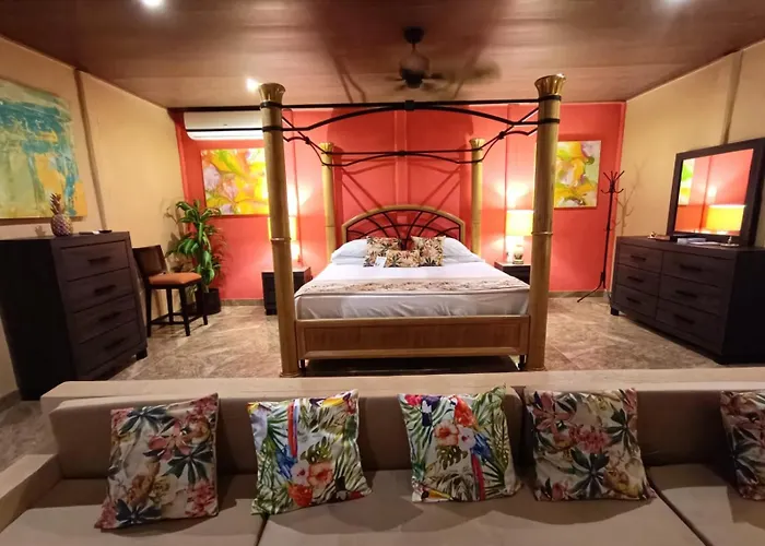 Guest house Paraiso Azul 4*