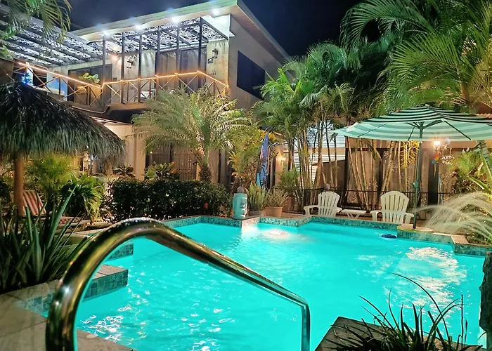 Guest house Paraiso Azul 4*